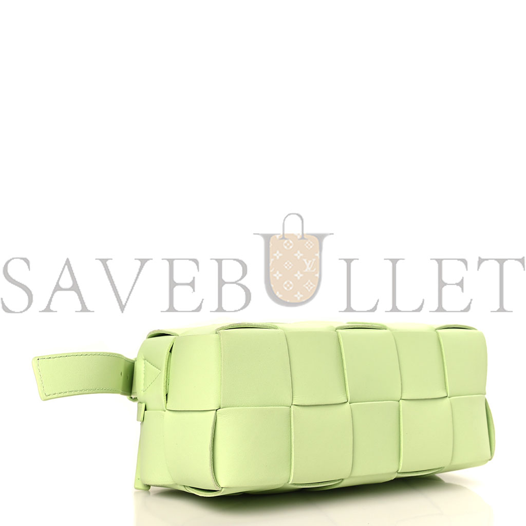 BOTTEGA VENETA LAMBSKIN MAXI INTRECCIATO SMALL BRICK CASSETTE BAG FENNEL (23*10*10cm) BOTTEGA VENETA LAMBSKIN MAXI INTRECCIATO SMALL BRICK CASSETTE BAG FENNEL (23*10*10cm)