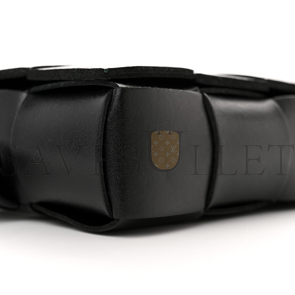 BOTTEGA VENETA NAPPA MAXI INTRECCIO THE BELT CASSETTE BAG BLACK (18*5*10cm) BOTTEGA VENETA NAPPA MAXI INTRECCIO THE BELT CASSETTE BAG BLACK (18*5*10cm)