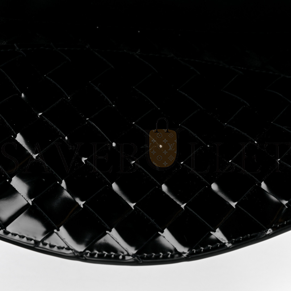 BOTTEGA VENETA PATENT INTRECCIATO SHOULDER BAG BLACK (32*21cm) BOTTEGA VENETA PATENT INTRECCIATO SHOULDER BAG BLACK (32*21cm)