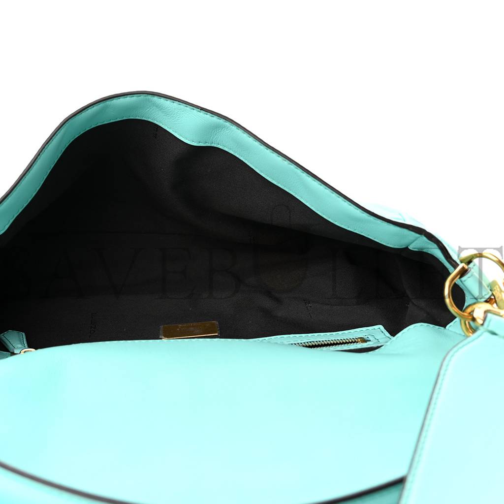 FENDI NAPPA FF 1974 EMBOSSED BAGUETTE SPRING TURQUOISE (25*15*5cm)